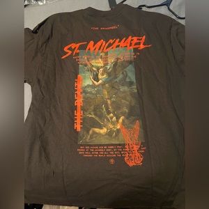 Short sleeve graphic  tee shirt